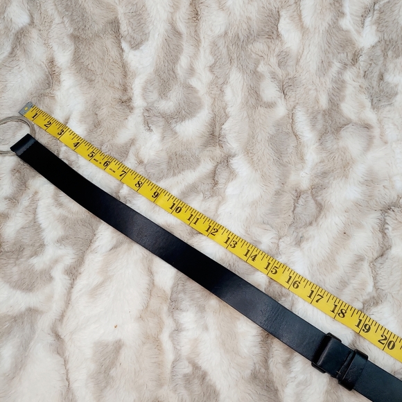 Adjustable Black Leather Belt With Ring Clasp - Picture 6 of 6